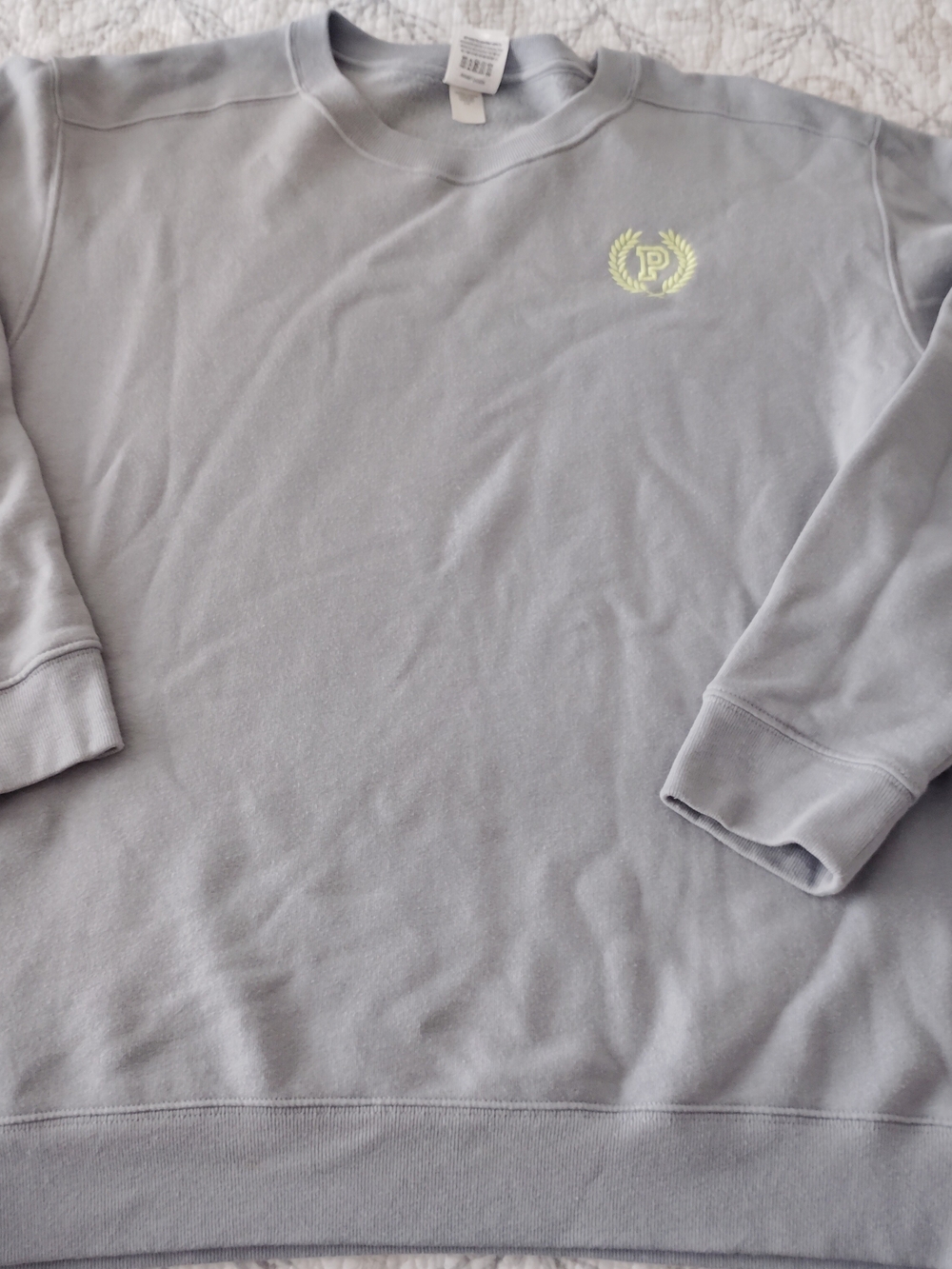 PINK Victoria's Secret Light Gray Crewneck Sweatshirt
